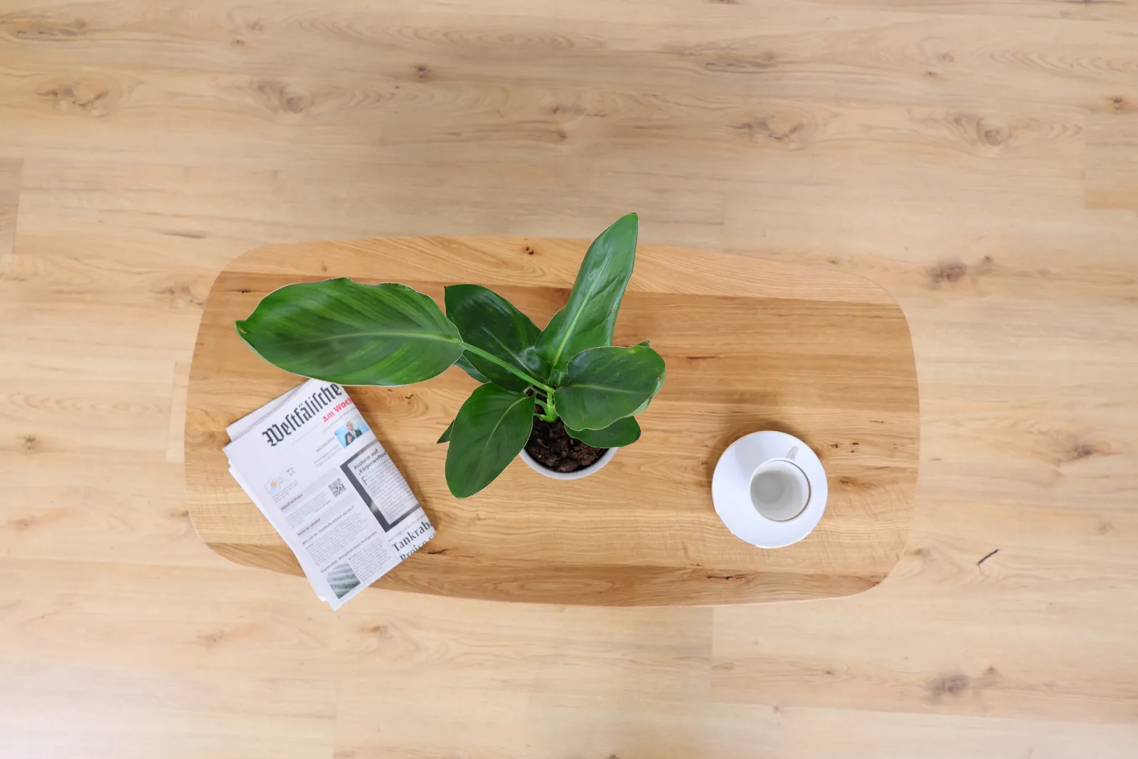 The Oslo European Oak Coffee Table with Tapered Legs – product view 4